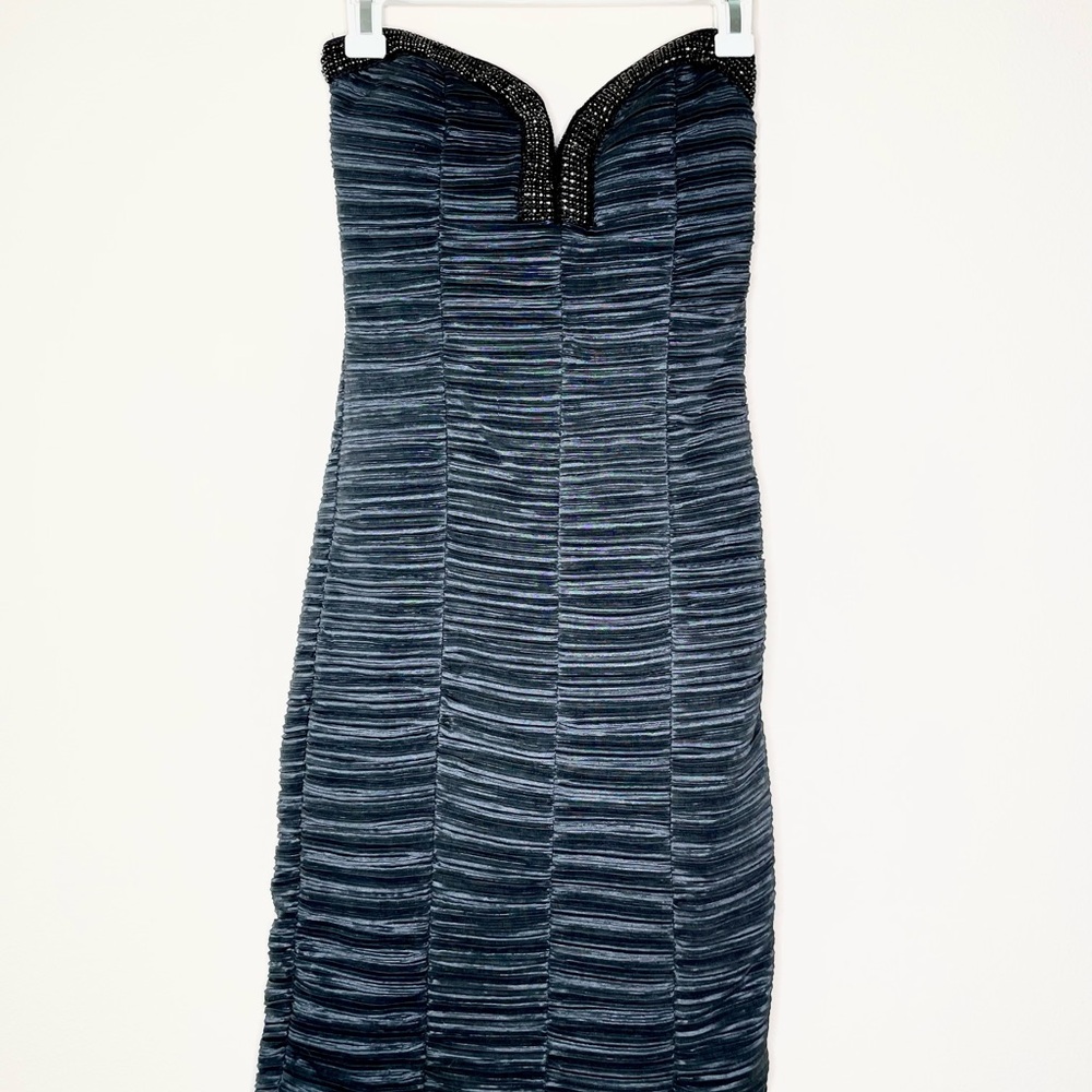 Daisy Bedazzled Ruched Bodycon Party Dress size S